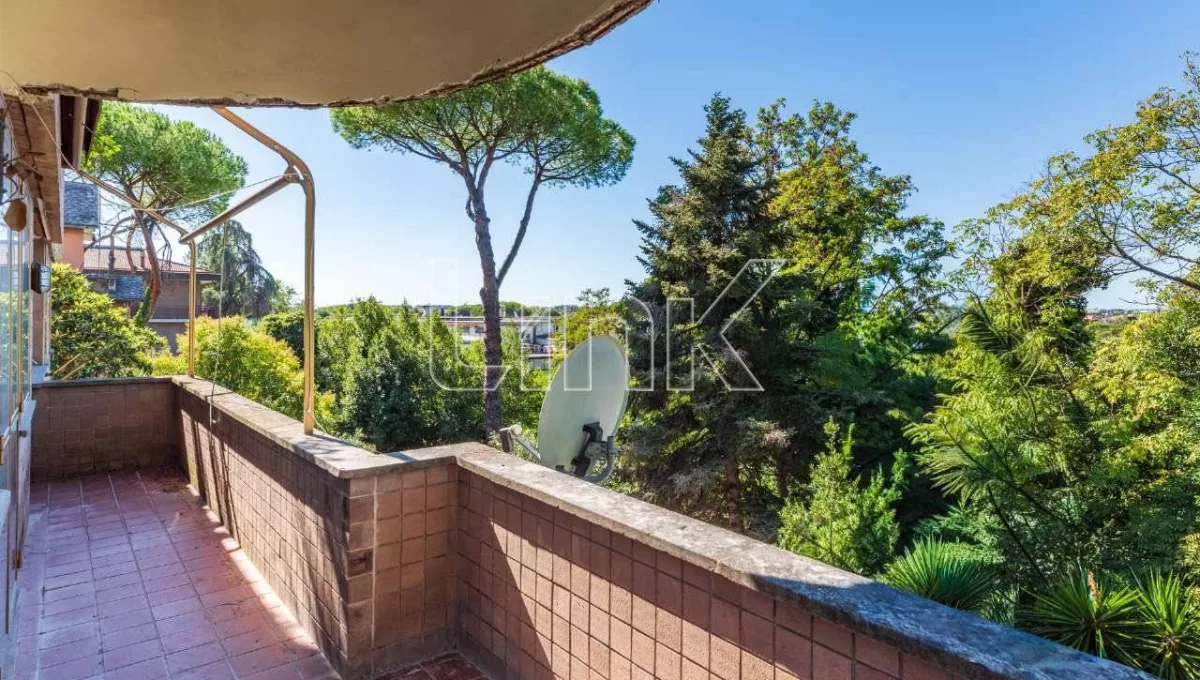 Appartamento in vendita in via Leonida Rech, Roma