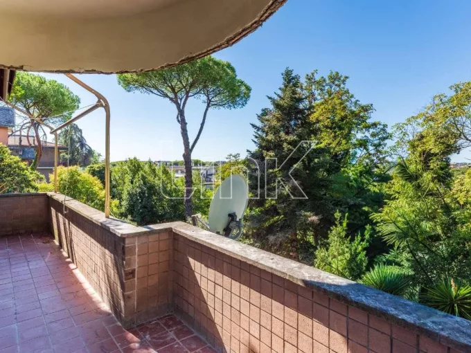 Appartamento in vendita in via Leonida Rech, Roma