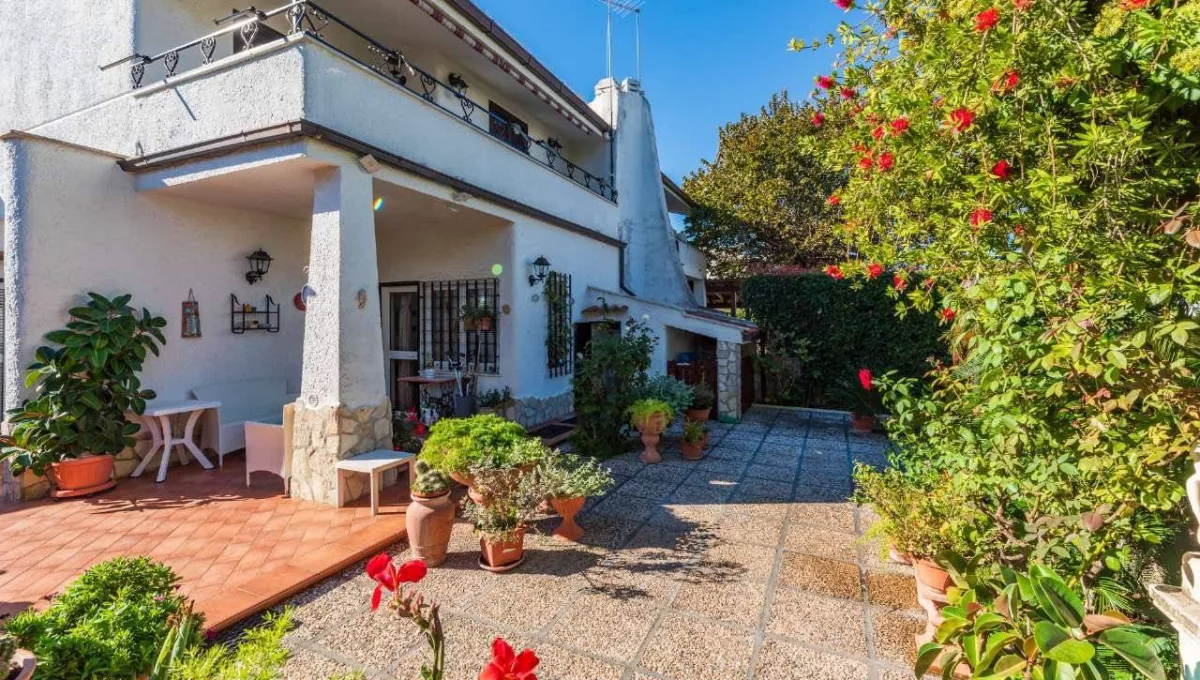 Villetta quadrifamiliare in vendita in via Casa Bianca, Marina di Cerveteri