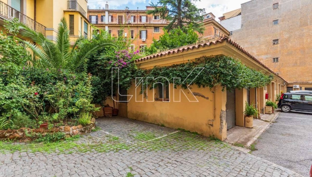 Appartamento in vendita via Pasubio, Roma