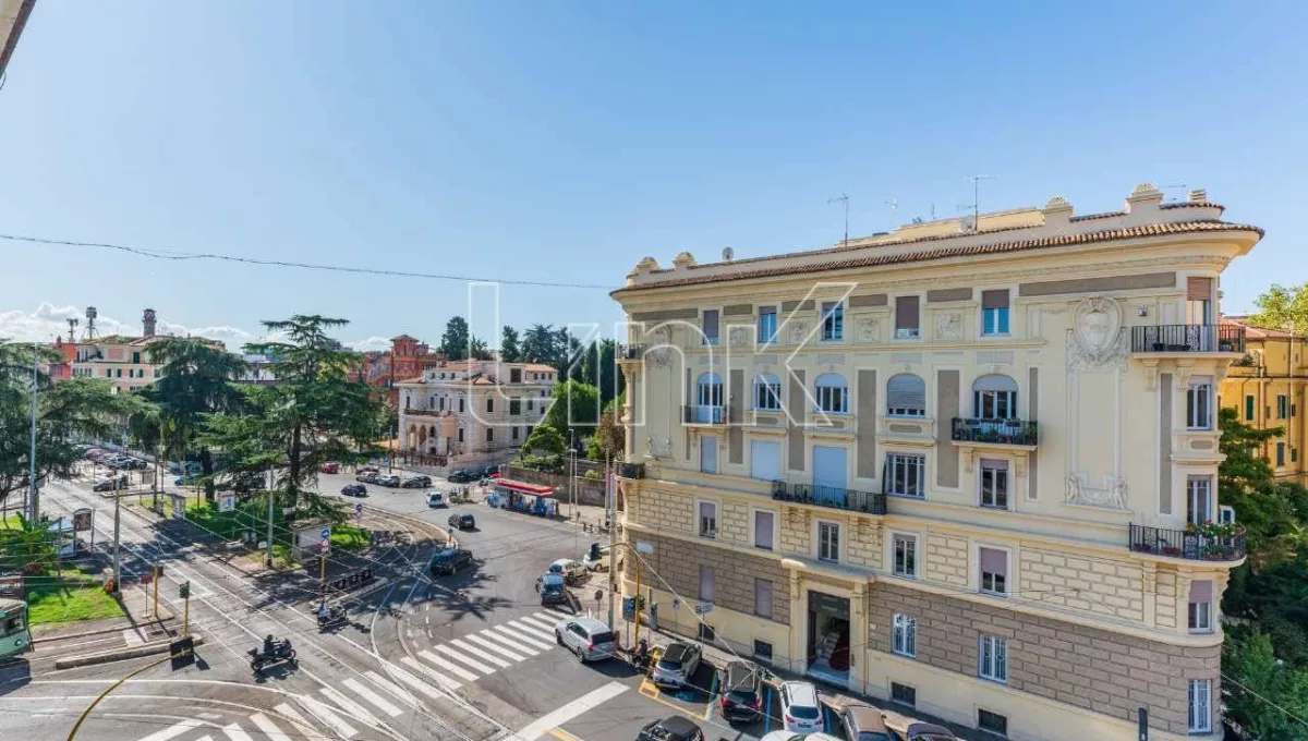 Appartamento in vendita in piazza Galeno, Roma