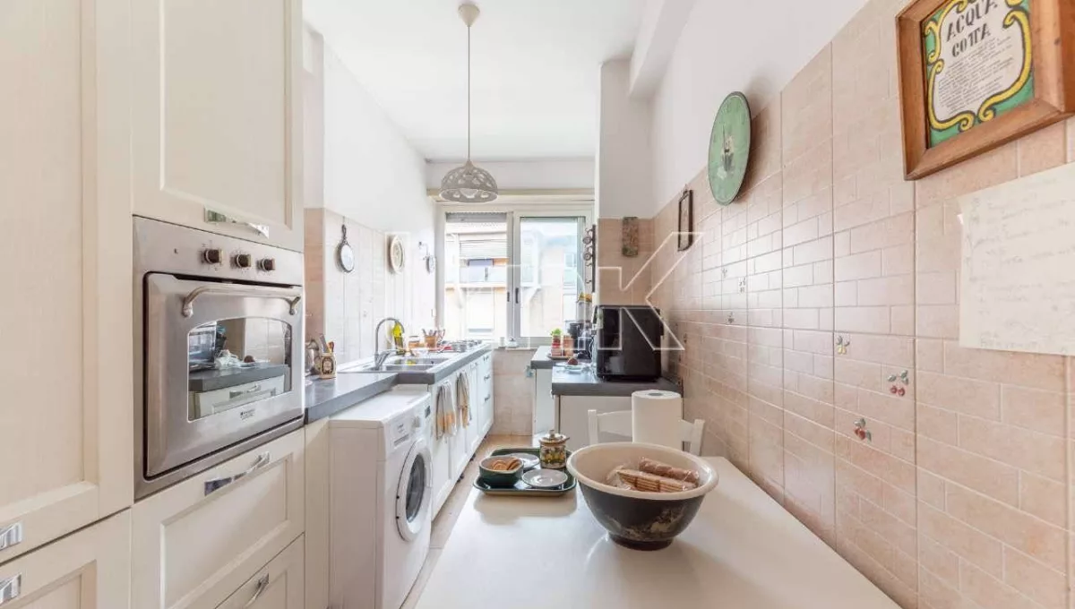 Appartamento in Nuda Proprietà in vendita Via Ostiense, Roma