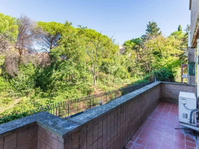 Appartamento in vendita in via Leonida Rech, Roma