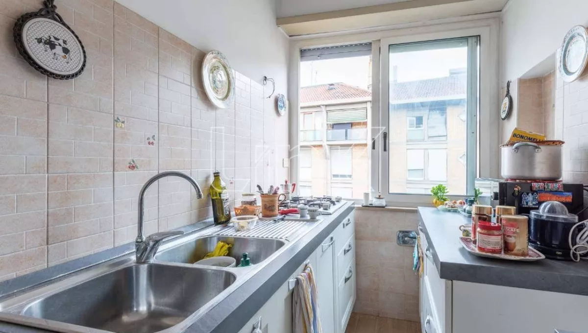 Appartamento in Nuda Proprietà in vendita Via Ostiense, Roma