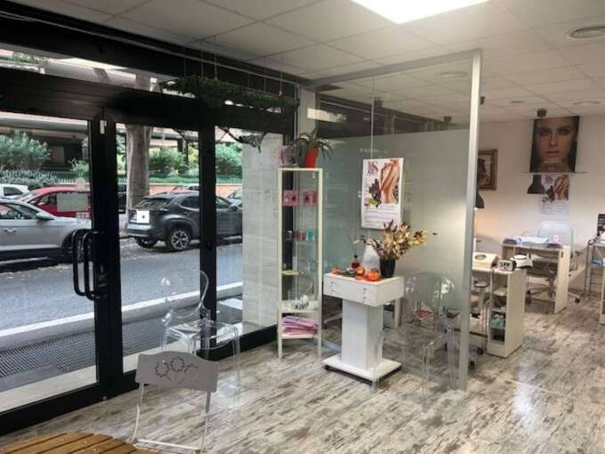 Locale in affitto in viale Città d’Europa, Roma