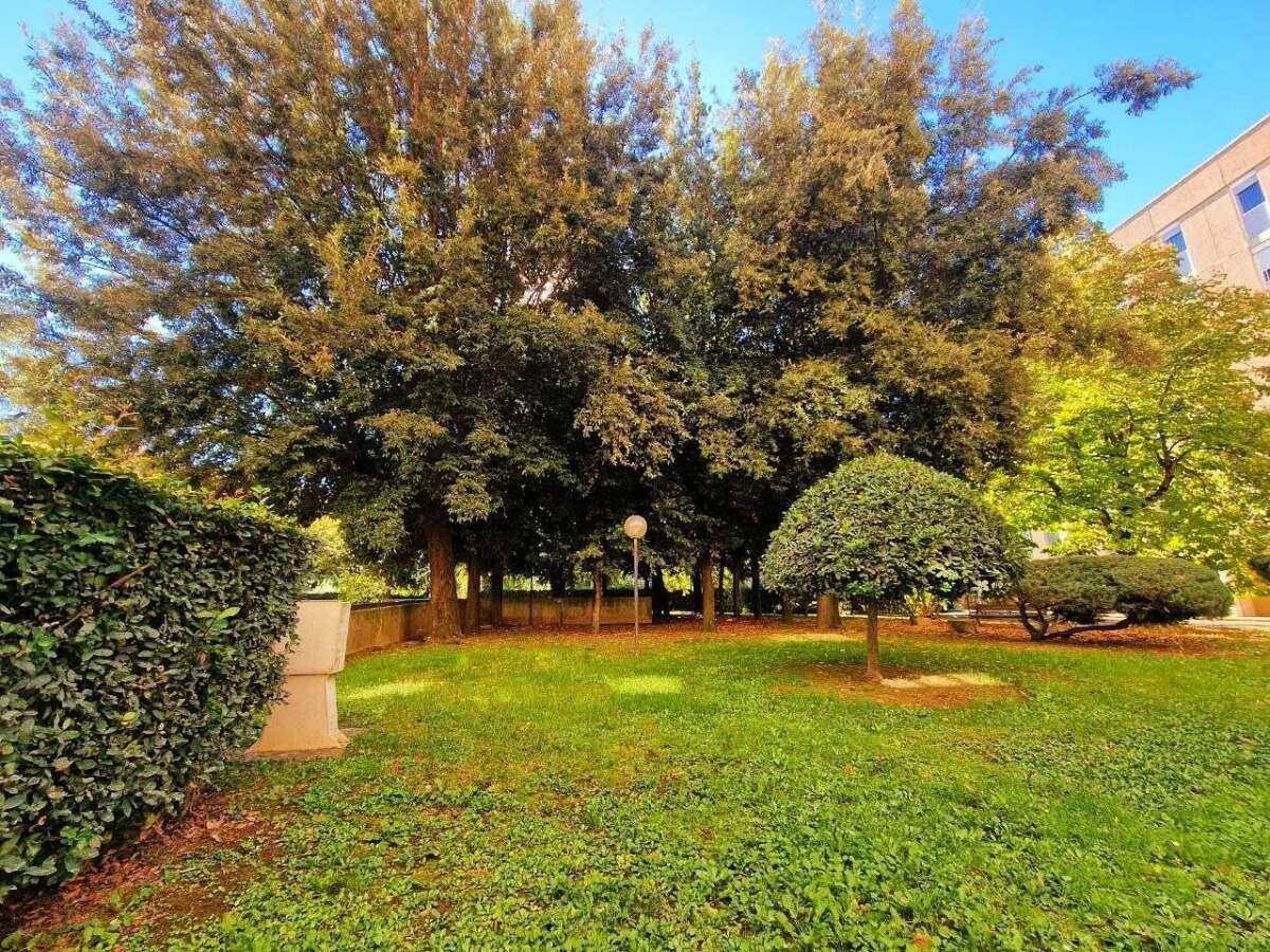 Appartamento in vendita via Sergio Tofano, Roma