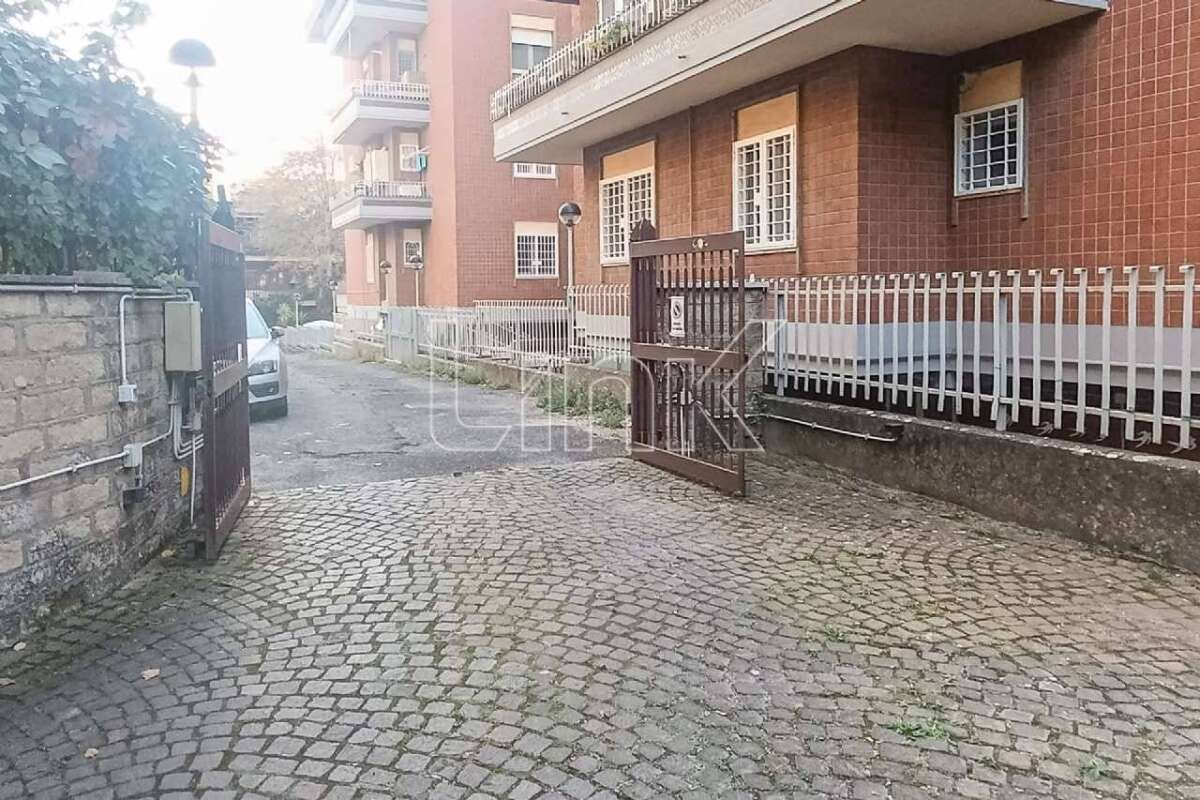 Appartamento in vendita piazza Guglielmo Marconi, Grottaferrata