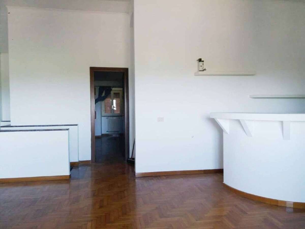 Villa in affitto via del Buon Ricovero, Roma