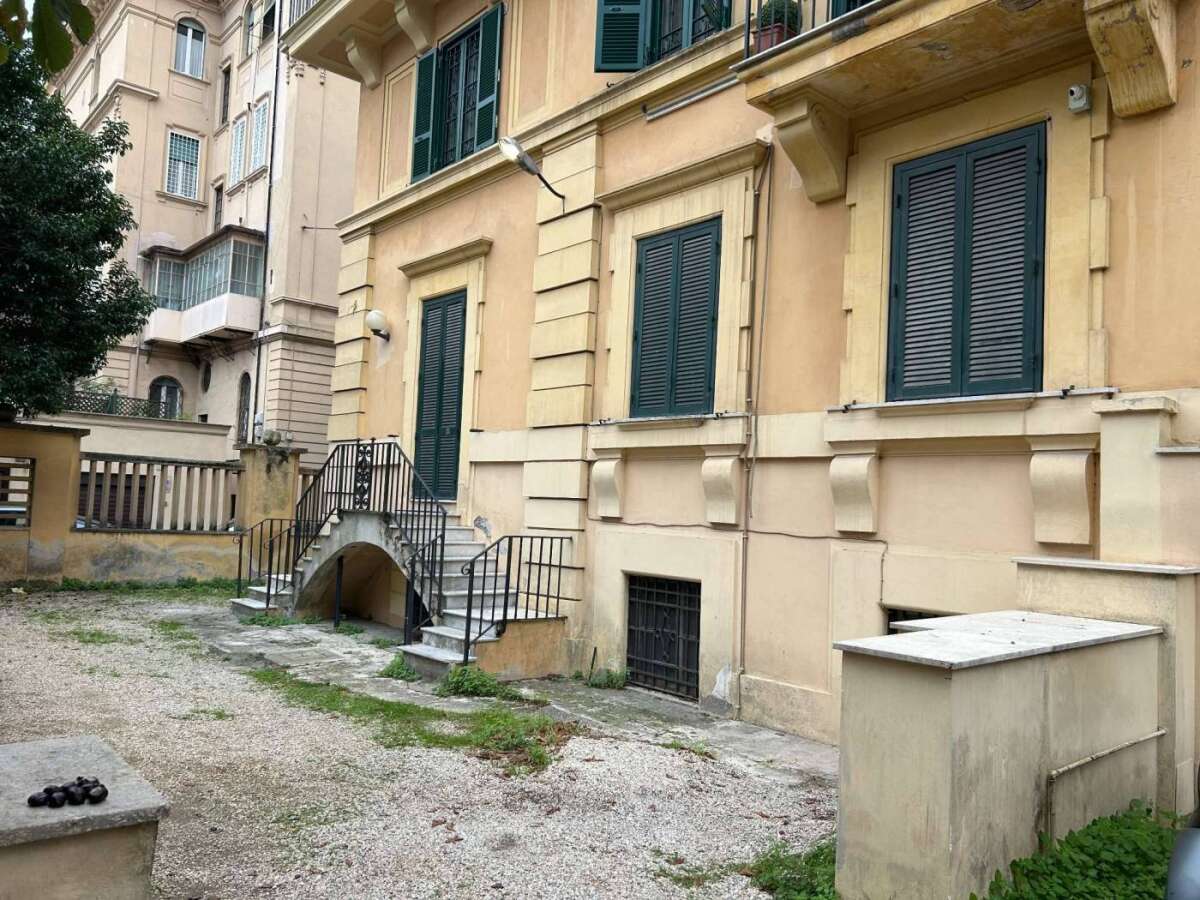 Ufficio in affitto via Guido d’Arezzo, Roma