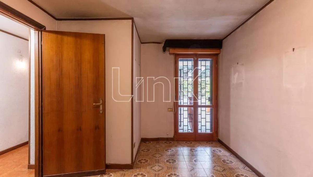 Villa quadrifamiliare in vendita in via Aristofane, Roma